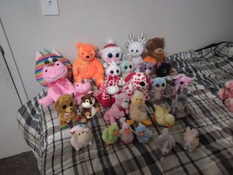 Lot Of Beanie Babies