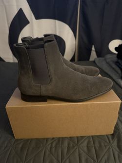 Express Genuine Suede Chelsea Boots (Gray)