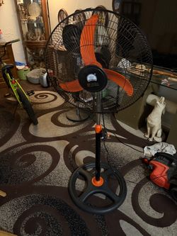 Floor fan