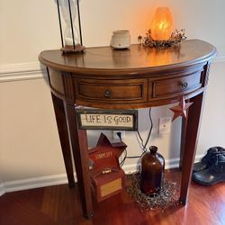 Decorative table