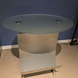 Side Table With Magazine Rack