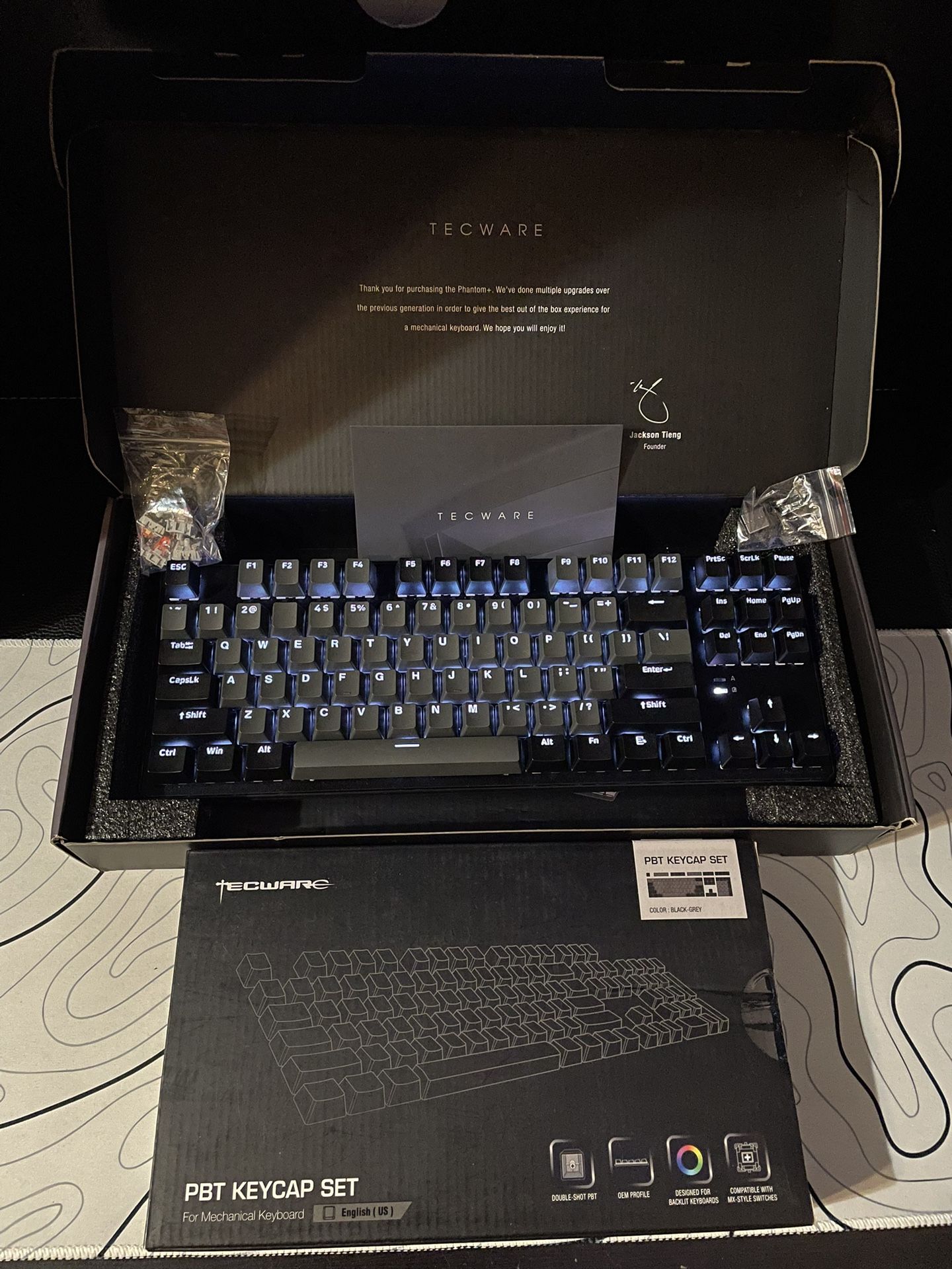 Phantom + Elite BT Keyboard + Keycaps