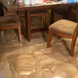 Dining room table set