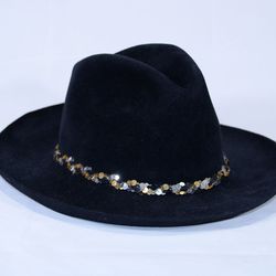 Ladies Stetson Hat
"The Gun Club"
