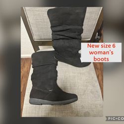 Woman’s Boots Size 6