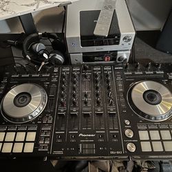 Pioneer DJ Mixer Controller D