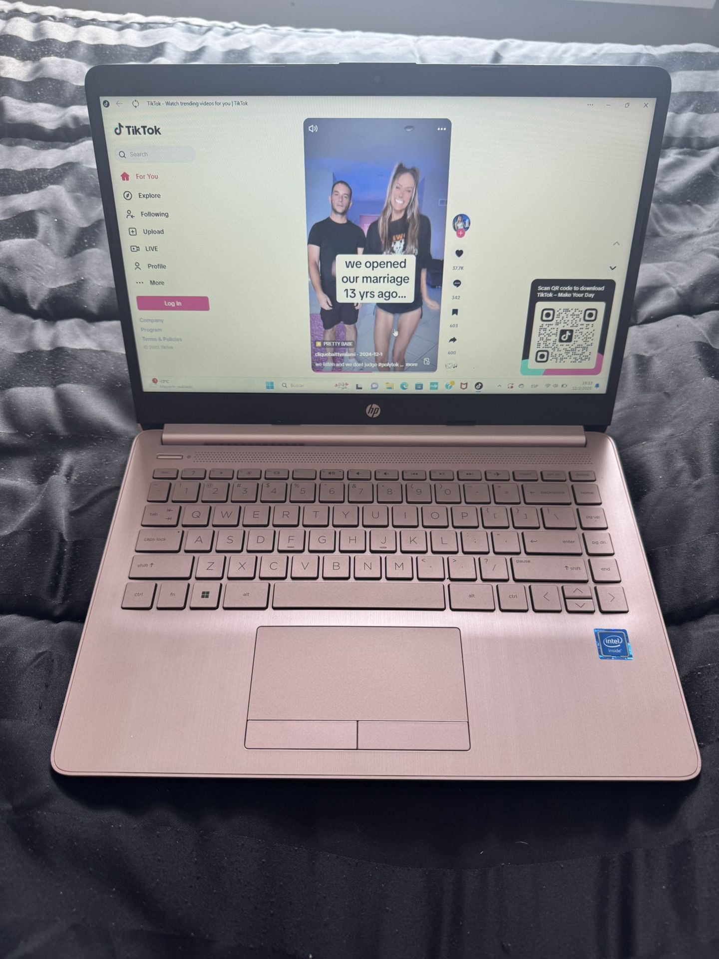 HP laptop with TIK TOK installed for one month of use