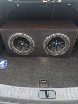 10 Inch Kicker Subs And 1500 Watt Amp