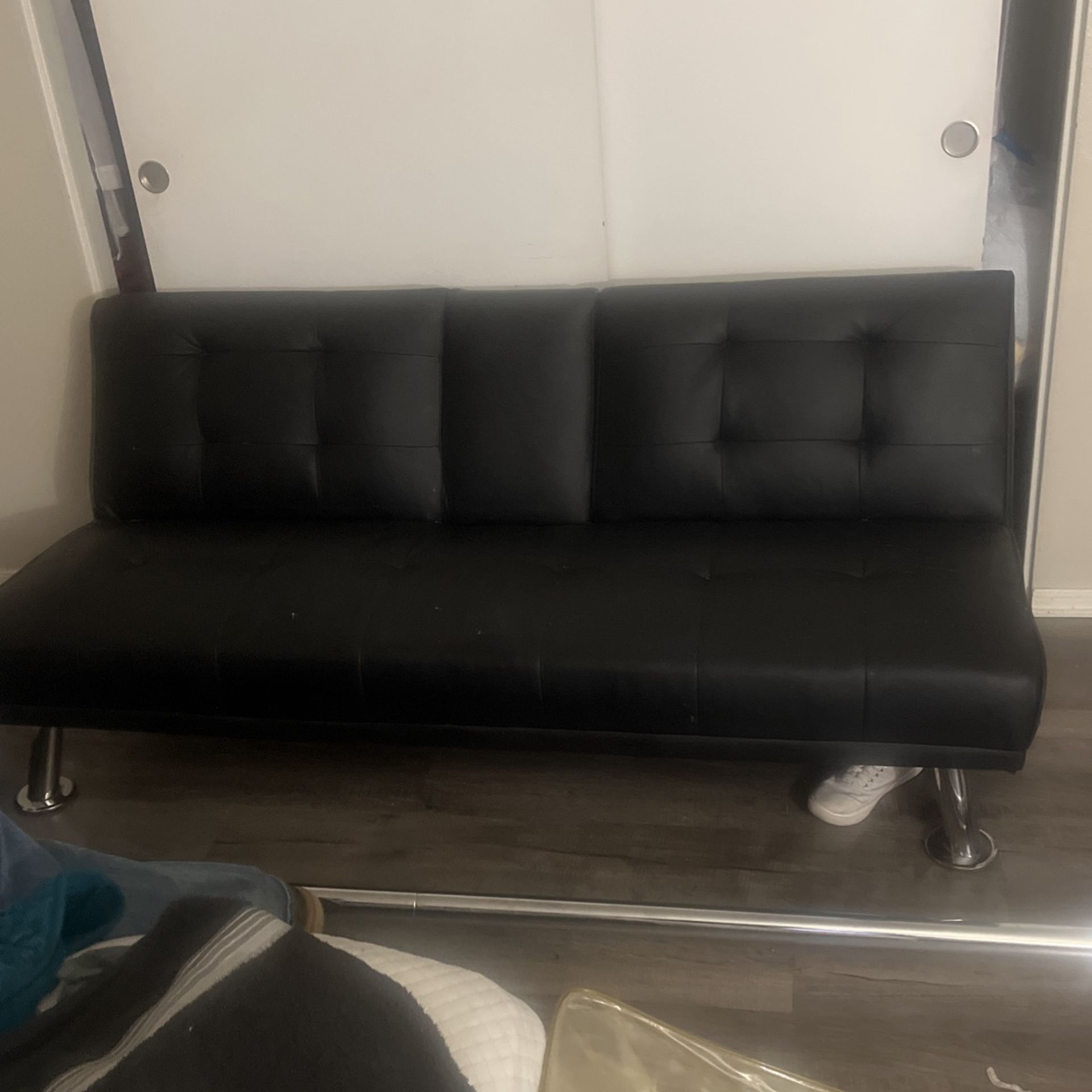 Black Futon