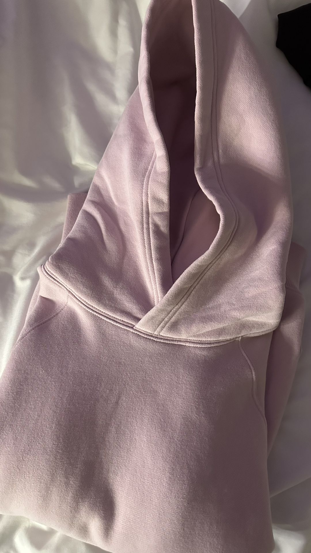 Aritzia Hoodie size XS Women’s 
