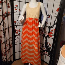 NEW NO TAGS LADIES MAXI HALTER TOP STYLE SUNDRESS/SIZE MEDIUM