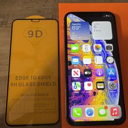 iPhone XS