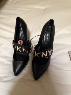 DKNY HEELS SIZE 8