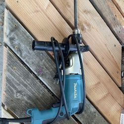 Makita Hammer drill HP2050