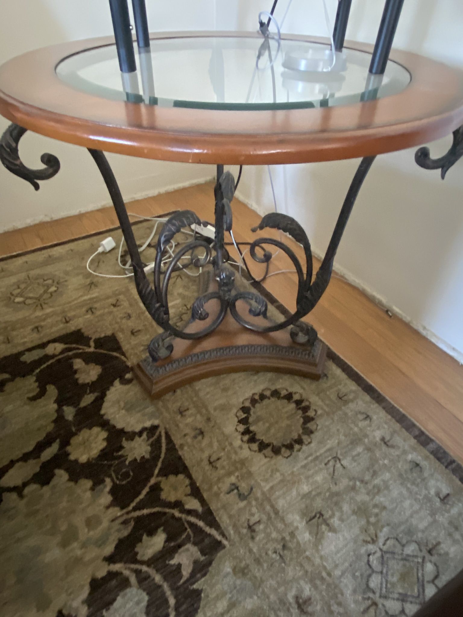 Round Side Table