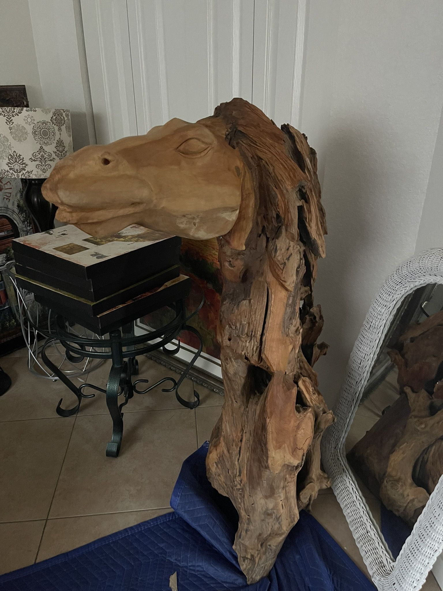 Beautiful Handmade Carved Wood Horse Head     Originally $1800.    Asking $275