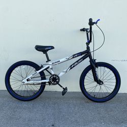 BIKE FOR BOYS/ SIZE TIRES 20”
