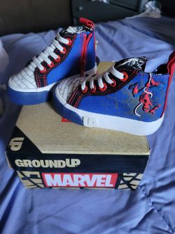 Boys shoes