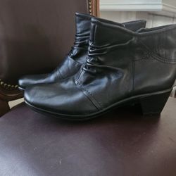 New Leather Earth Origins Boots
