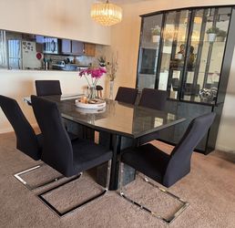 Dining Table with China Cabinet