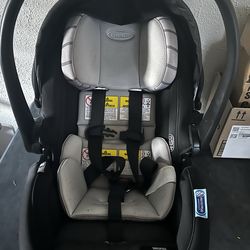 Graco Car Seat with 2 bases
