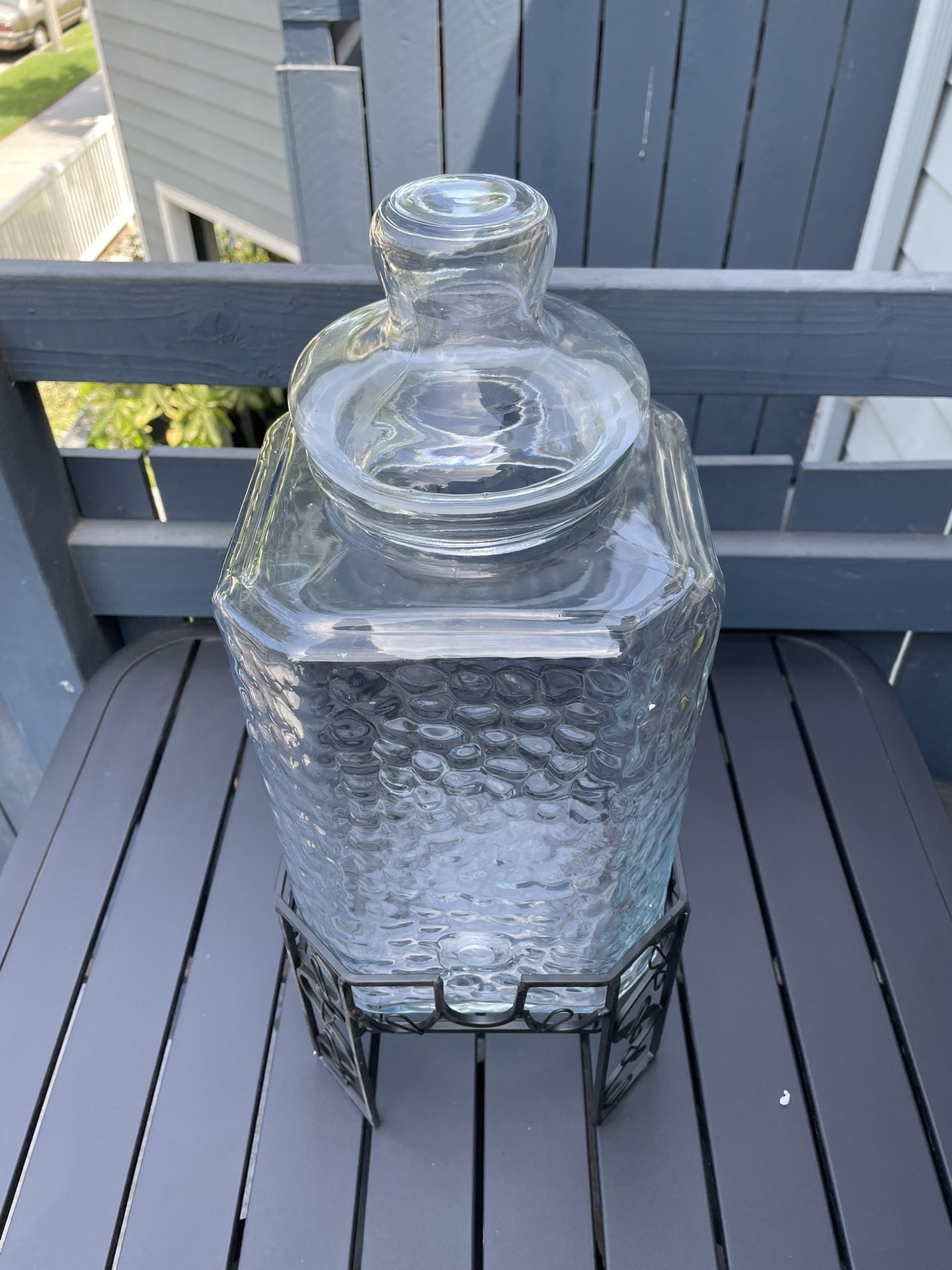 2.5 Gallon Glass Beverage Dispenser