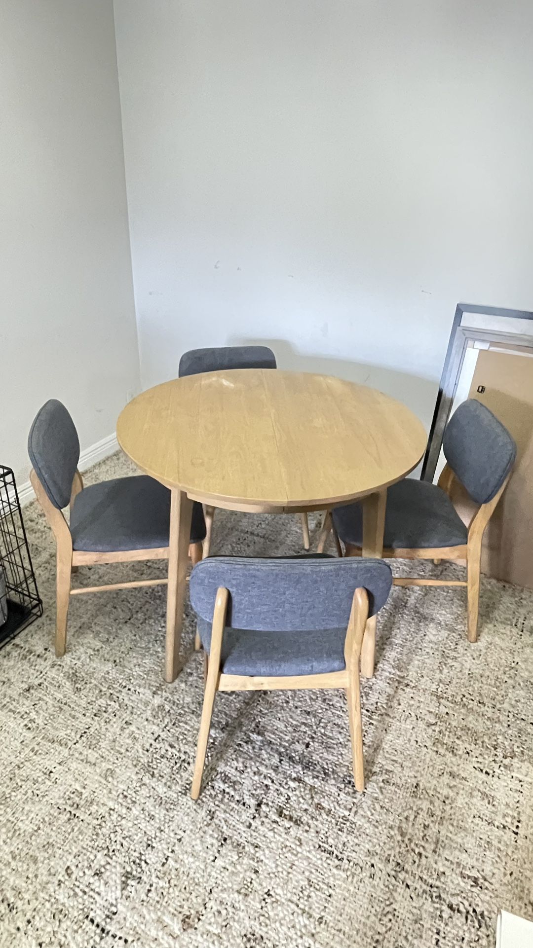 Mid-Century Modern Dining Table & Chairs Set