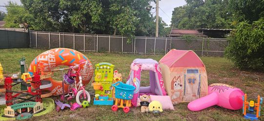 Bundle of toys