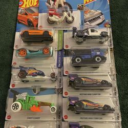 Assorted Hot Wheels 