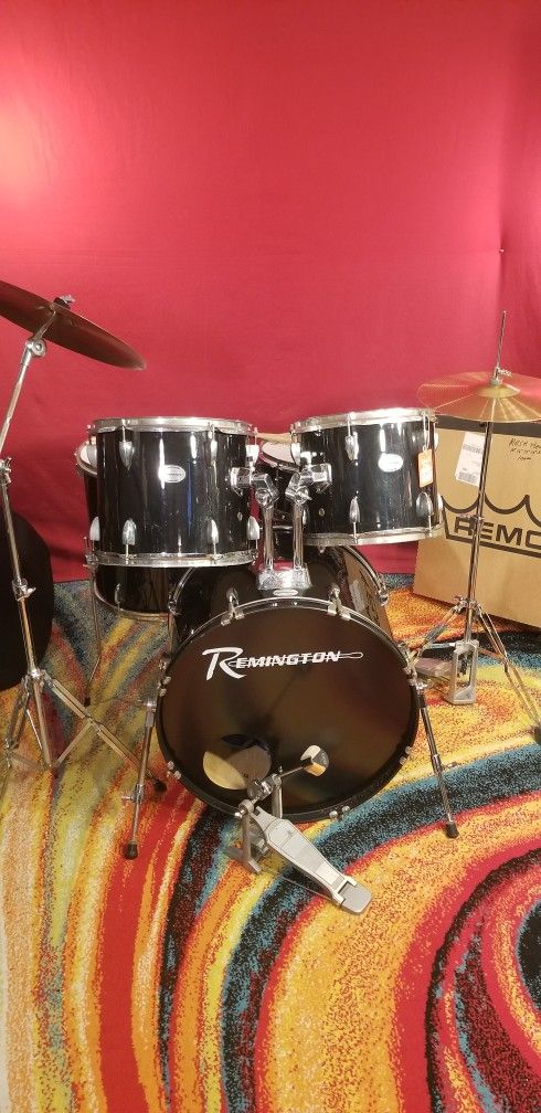 Drum Set 5pc Complete Set