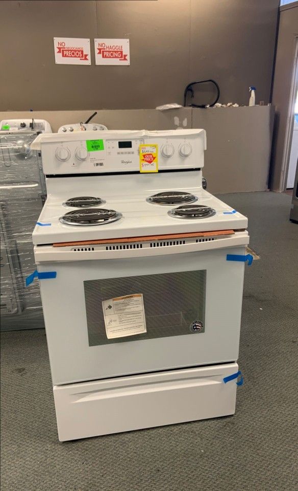 NEW WHIRLPOOL STOVE Liquidation sale today WFC310S0EW ️ RZLY