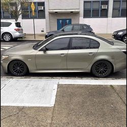 2004 BMW Series 5 · 530i Sedan 4D