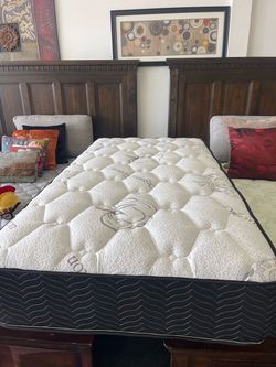 Twin mattress