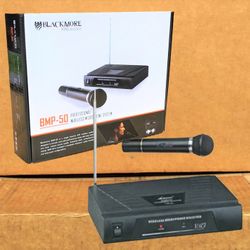 Single Microphone Wireless System 100 Ft Range Vocal Karaoke DJ Live VHF 🚨 Payment Options Available 🚨 No Credit Needed 🚨