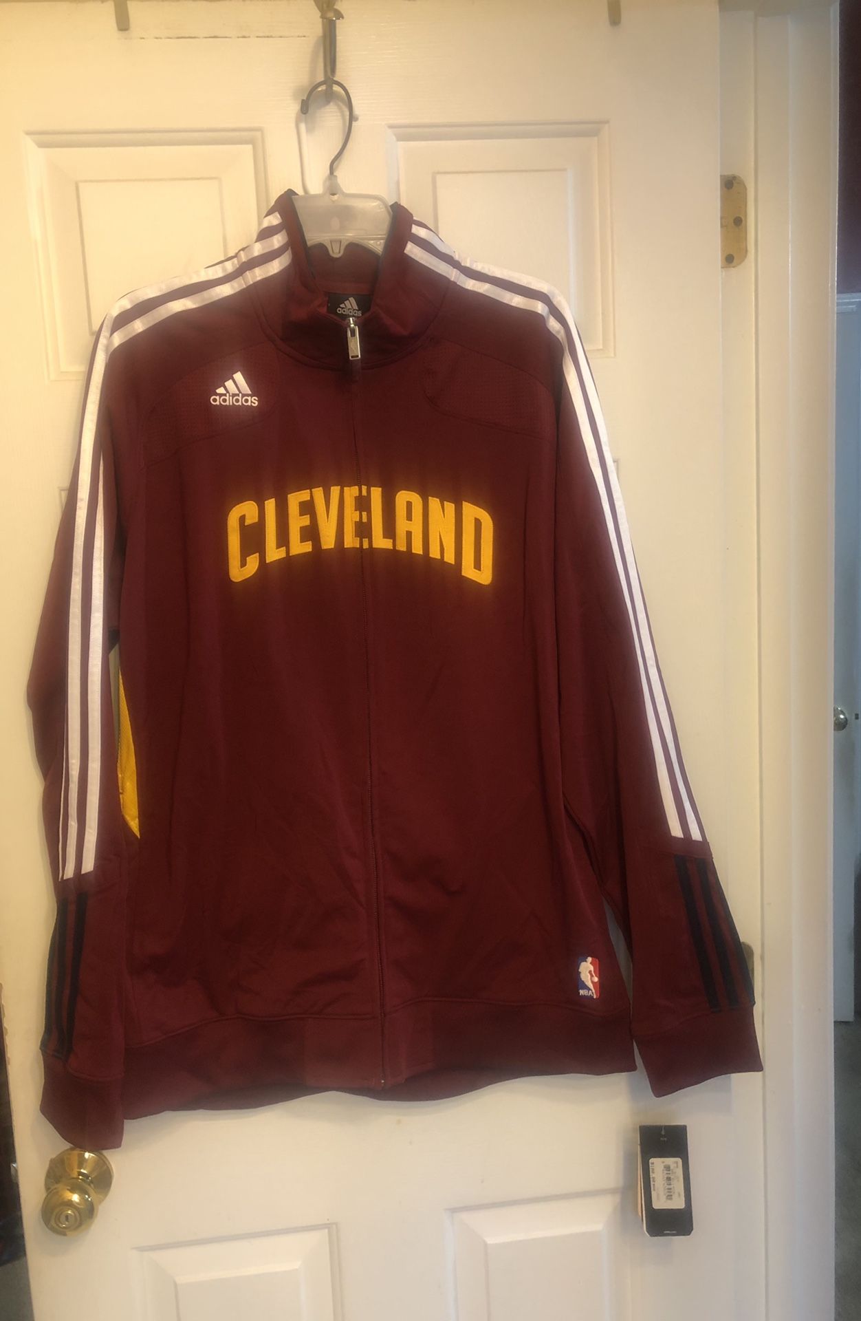 Cleveland Cavaliers Warmup Suit And Hat