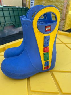 Crocs “Legoland” blue boots size 12