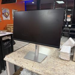 Dell 24” 2022 Monitor 