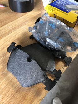 1994 BMW 540i brakes