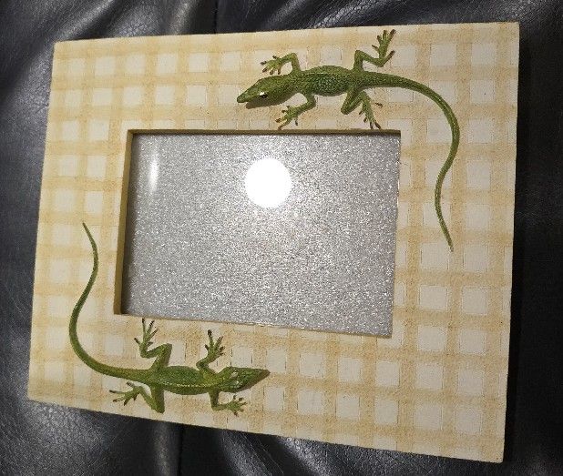 Vintage RAJ Photo Frame 5x7 - lizards, Green Anole - Herptile - Reptile Picture