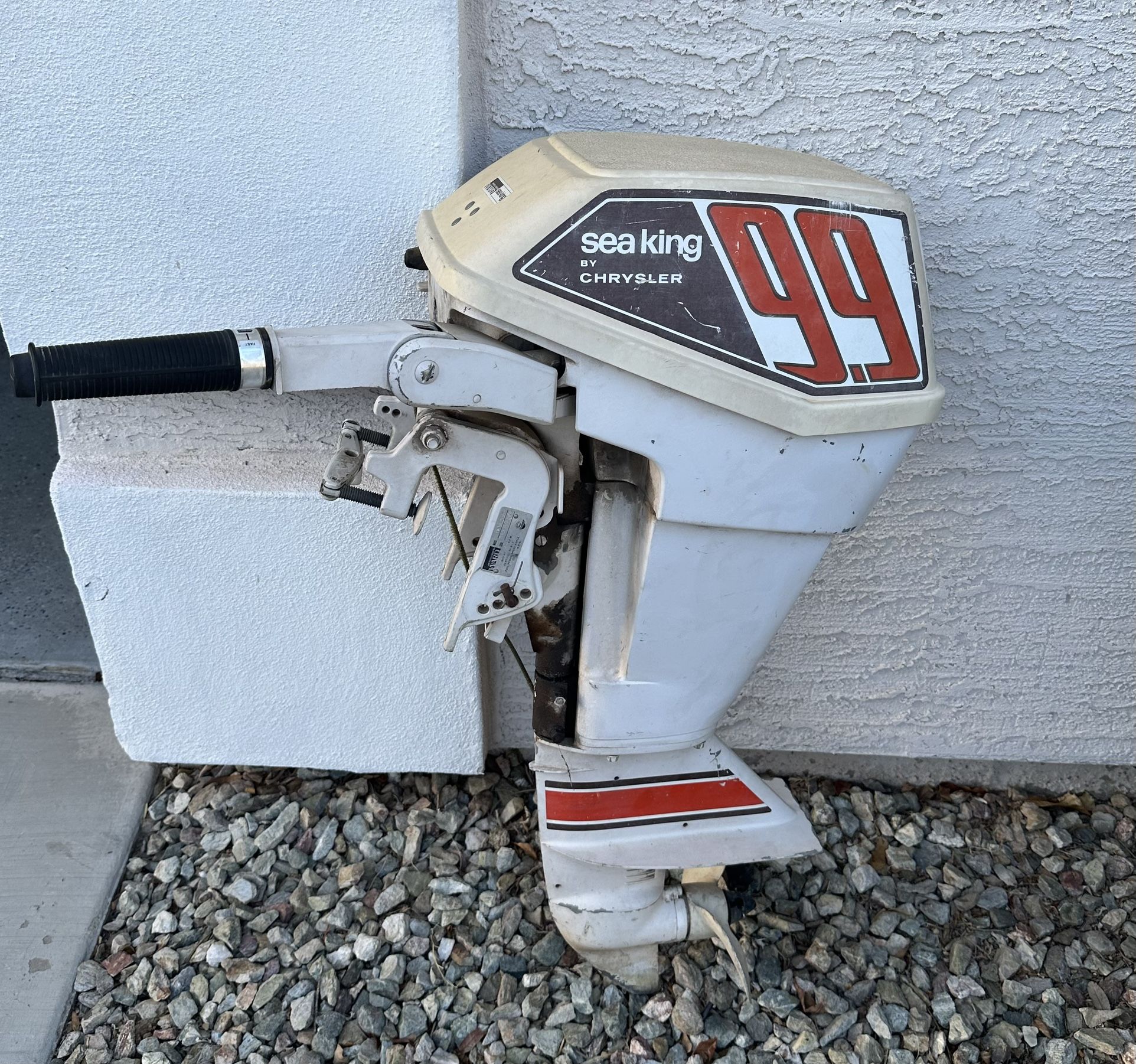 Chrysler Sea King 9.9 Hp Outboard Motor
