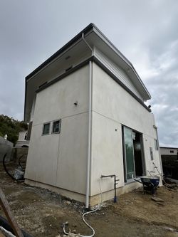 Gutters/ Downspouts/ Leaf Guards