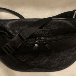 Authentic Louis Vuitton Bombag Monogram Discovery Shadow
