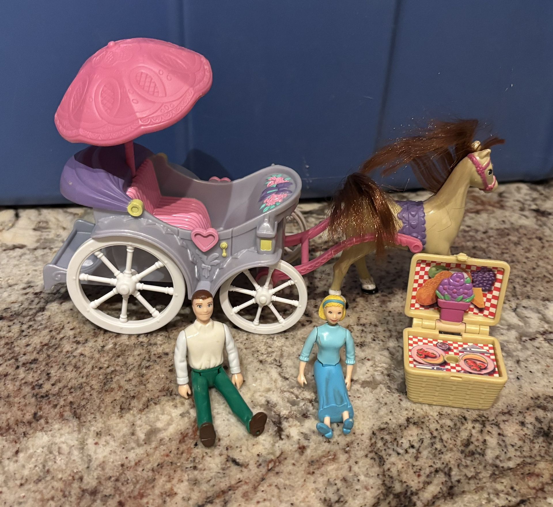 Fisher Price Sweet Streets Horse Carriage