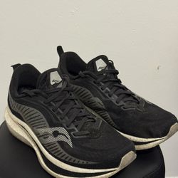 Saucony Endorphin Speed 2 - Men 9 US
