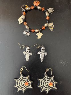 Halloween bracelet & ear rings