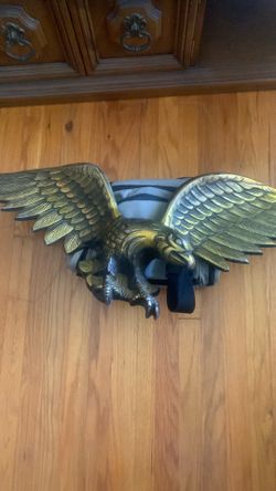 Bald eagle cast metal