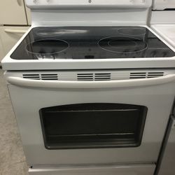 White Self Clean Glass Top Stove 