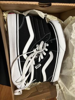 Vans High-Top Sneakers Black and White 1.5