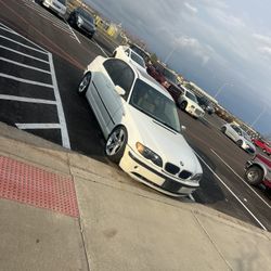 2001 BMW 325i