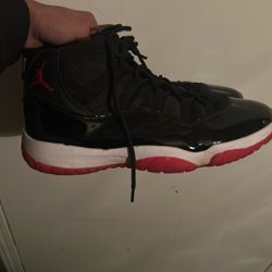 JORDAN 11 BRED SIZE 12 